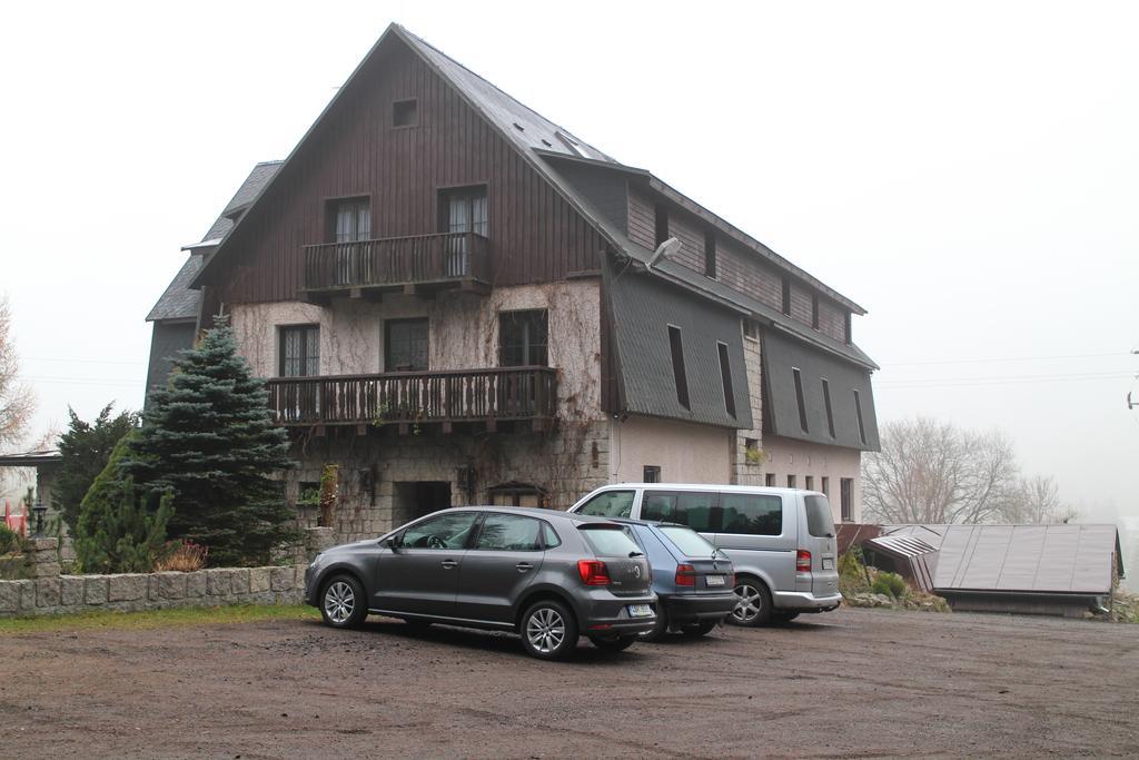 Hotel Na Vyhlidce Kořenov Exteriör bild
